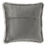 Gariland Pillow