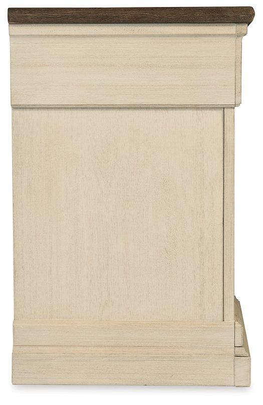 Bolanburg Nightstand