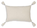 Winbury Pillow