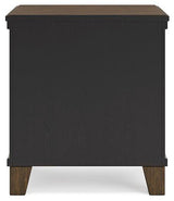 Shawbeck Nightstand