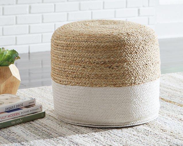 Sweed Valley Pouf