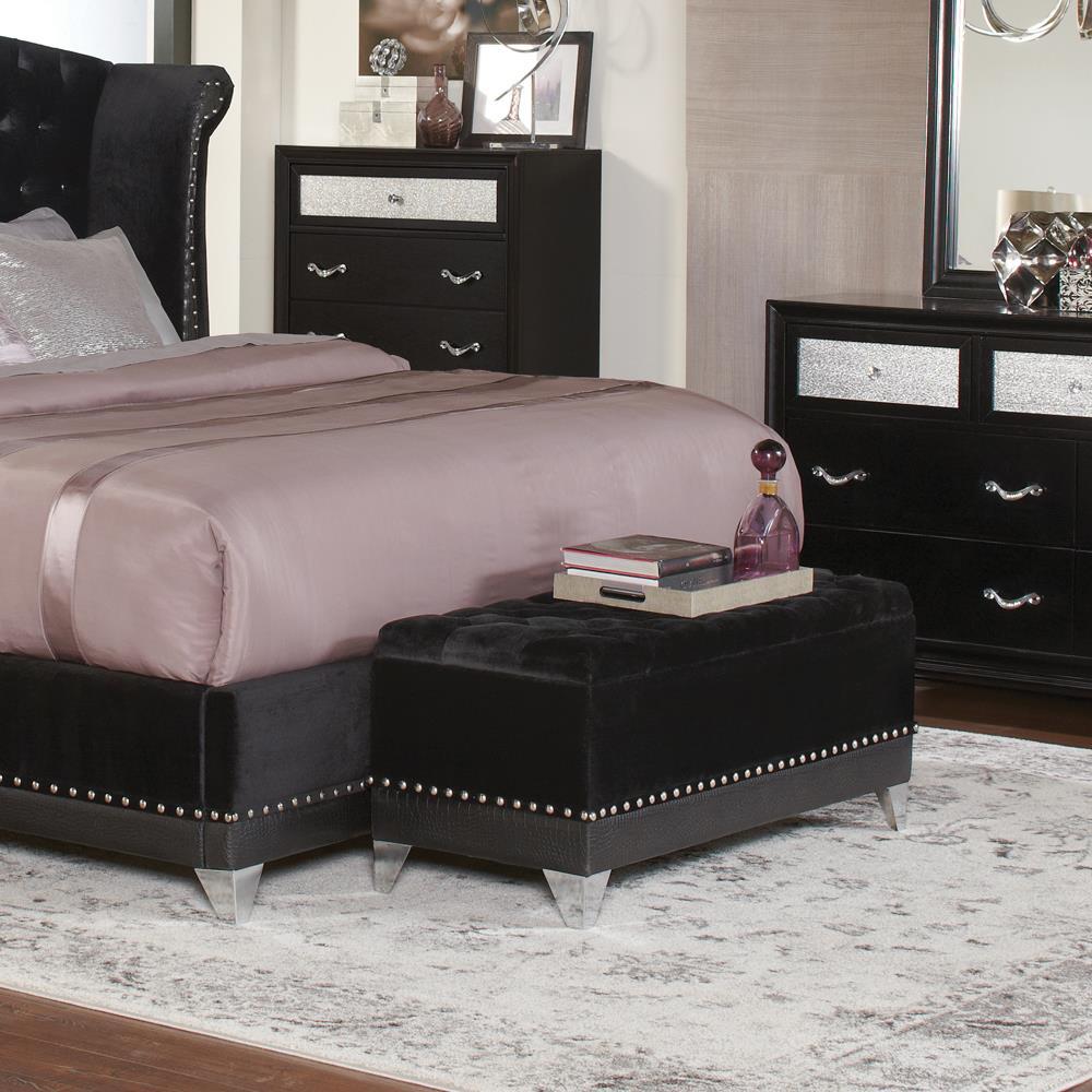 Barzini Tufted Rectangular Trunk With Nailhead Black